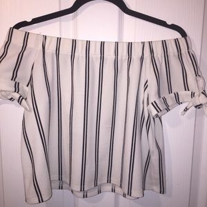 Black & White strip shoulder shirt